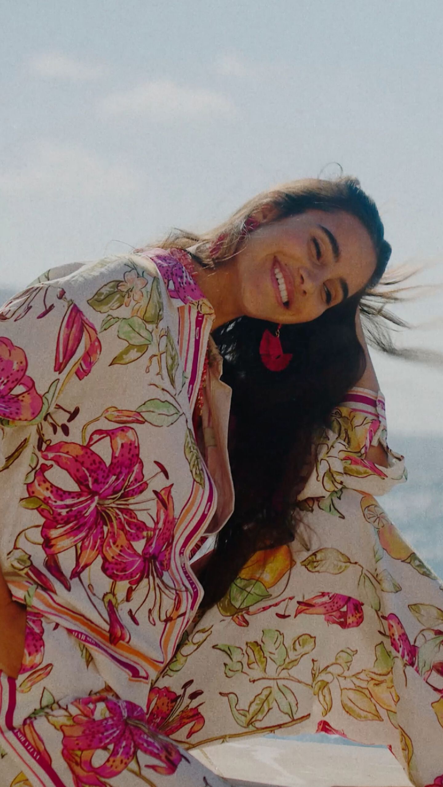 playful resort campagne van cotton club
