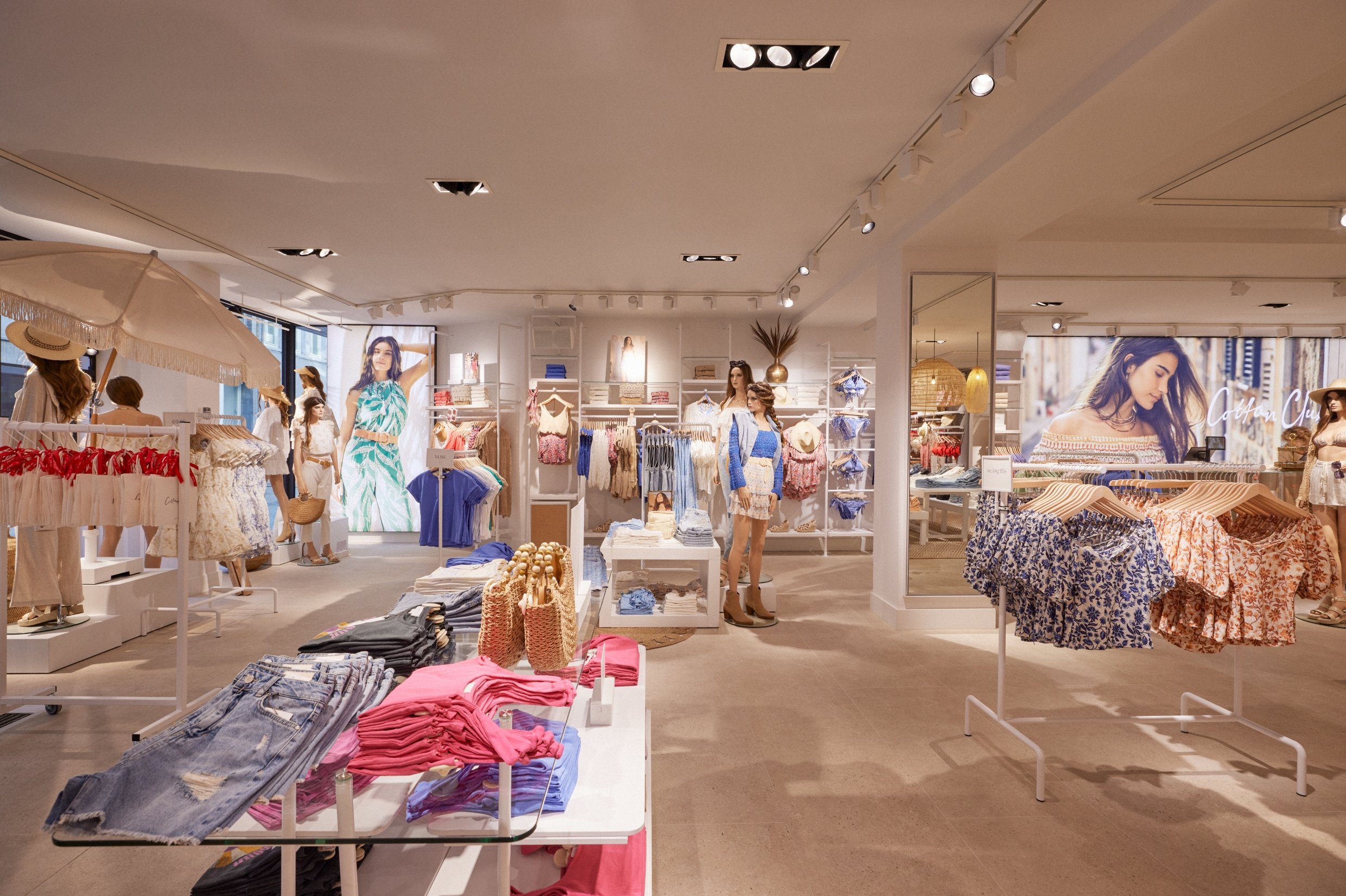 Store Image