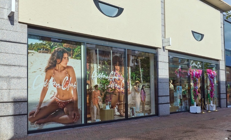Store Image
